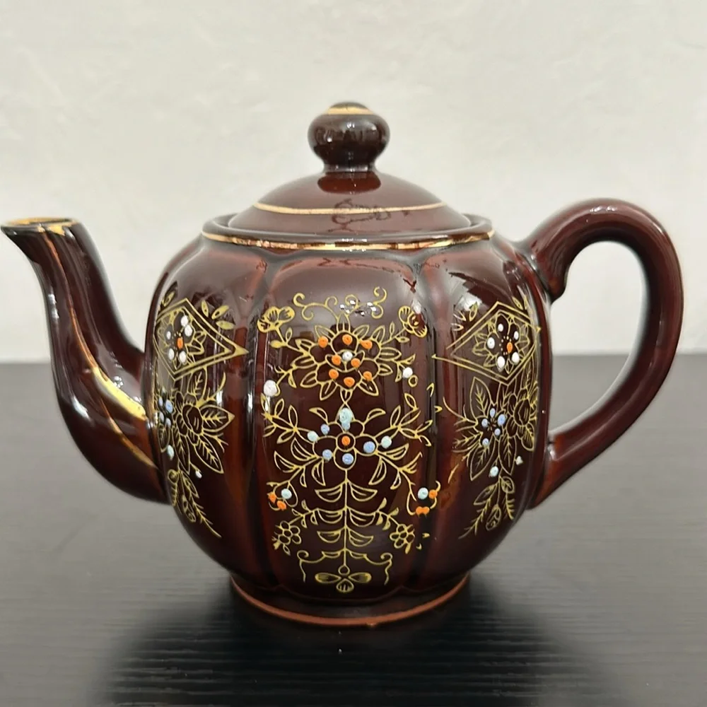 1940’s Vintage Japanese Moriage Hand Painted Pottery Teapot